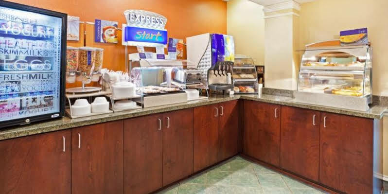 Holiday Inn Express Hotel & Suites Alcoa Knoxville Airport By Ihg Extérieur photo